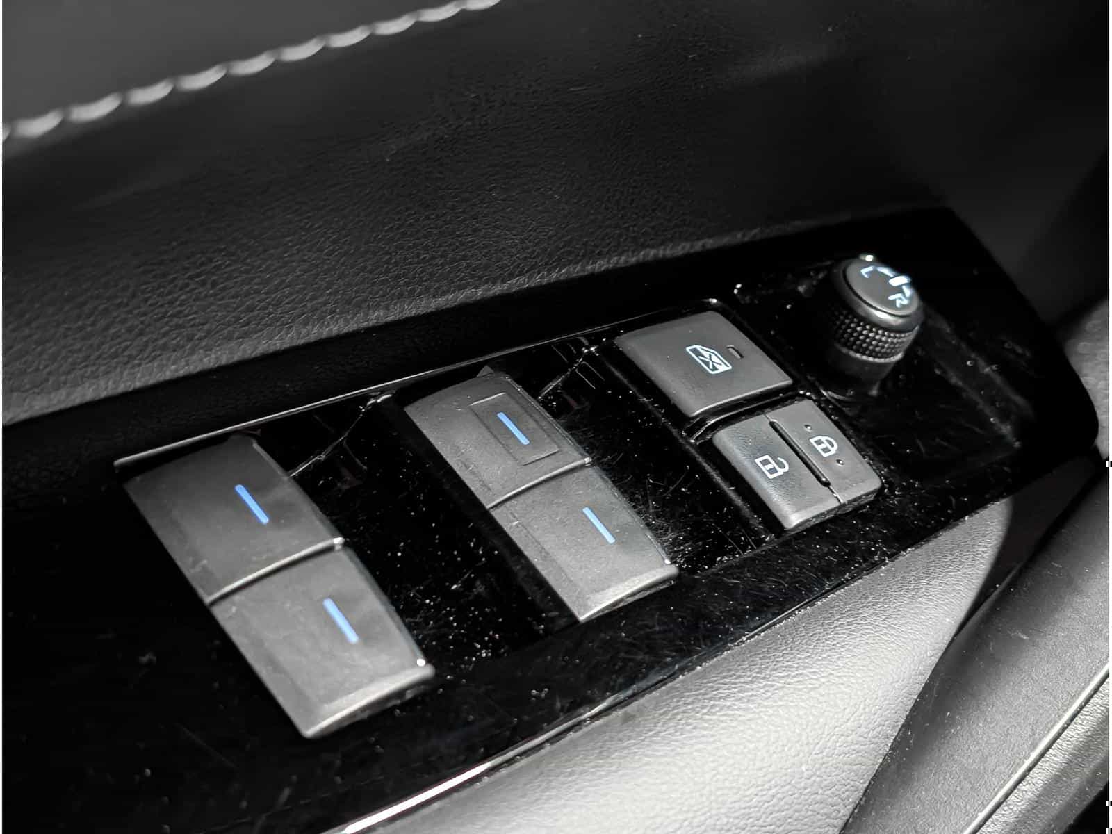 Image 17 Toyota Corolla SE 2024