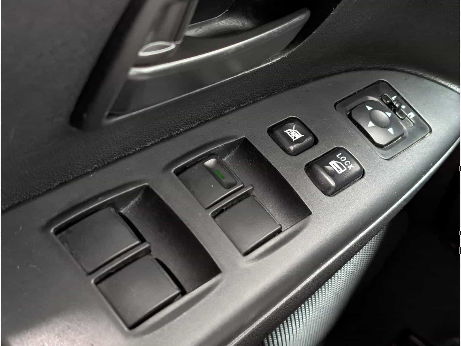 Image 17 Mitsubishi RVR ES 2020