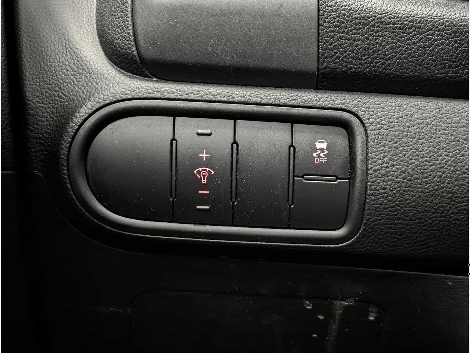 Image 14 Kia Forte LX Plus 2017