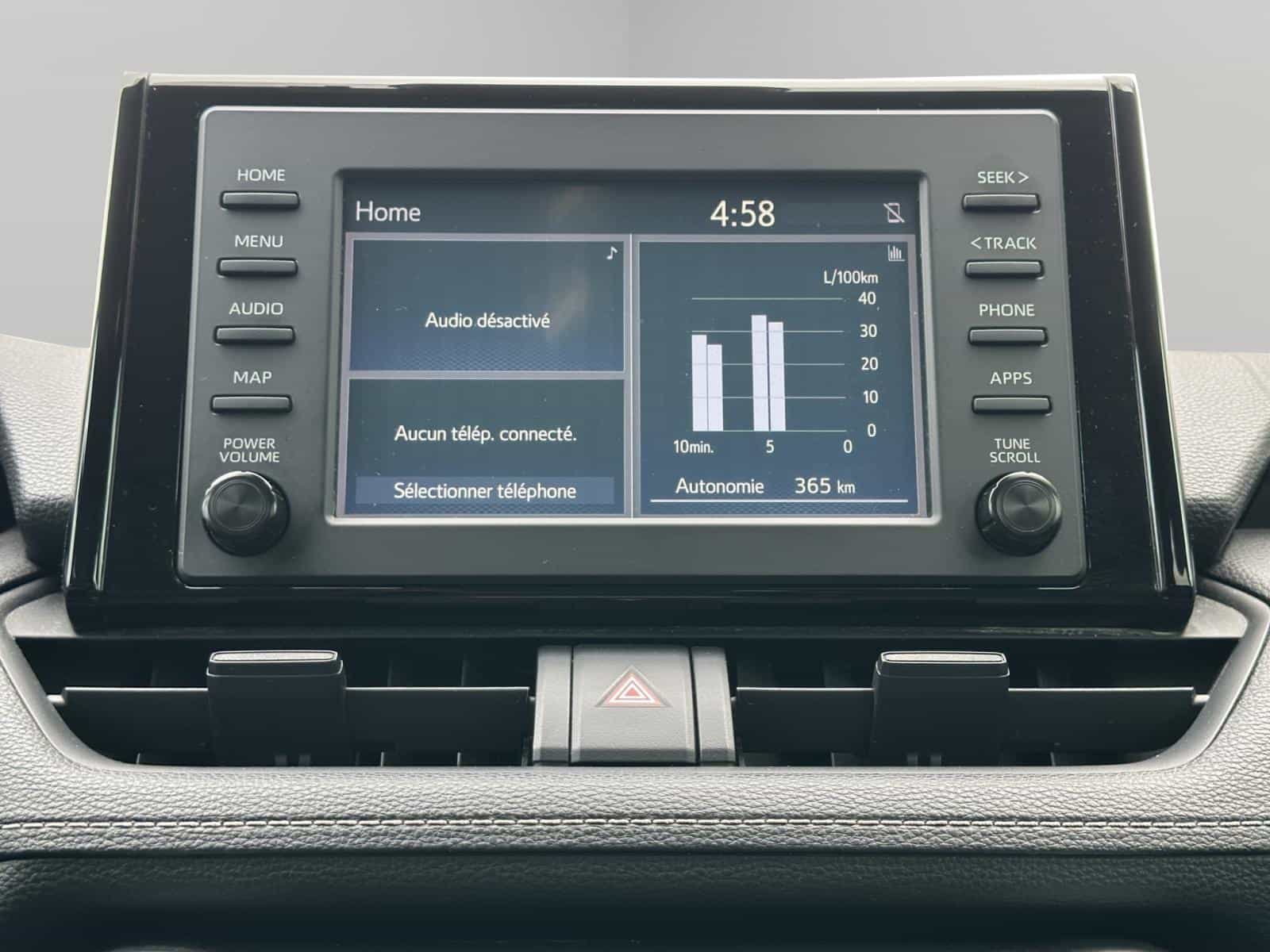 Image 13 Toyota Rav4 LE 2019