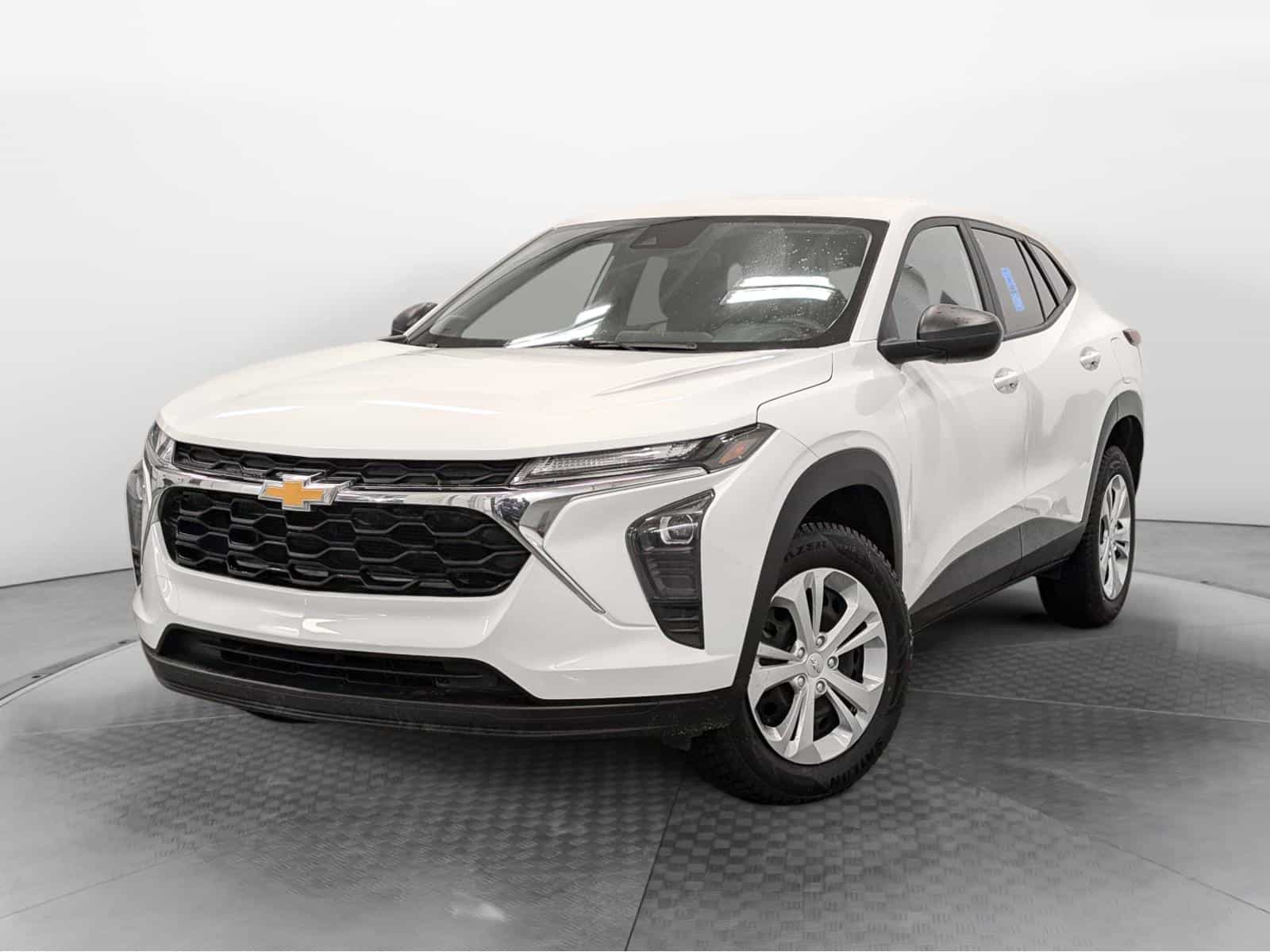 2024 Chevrolet Trax LS - Image 1