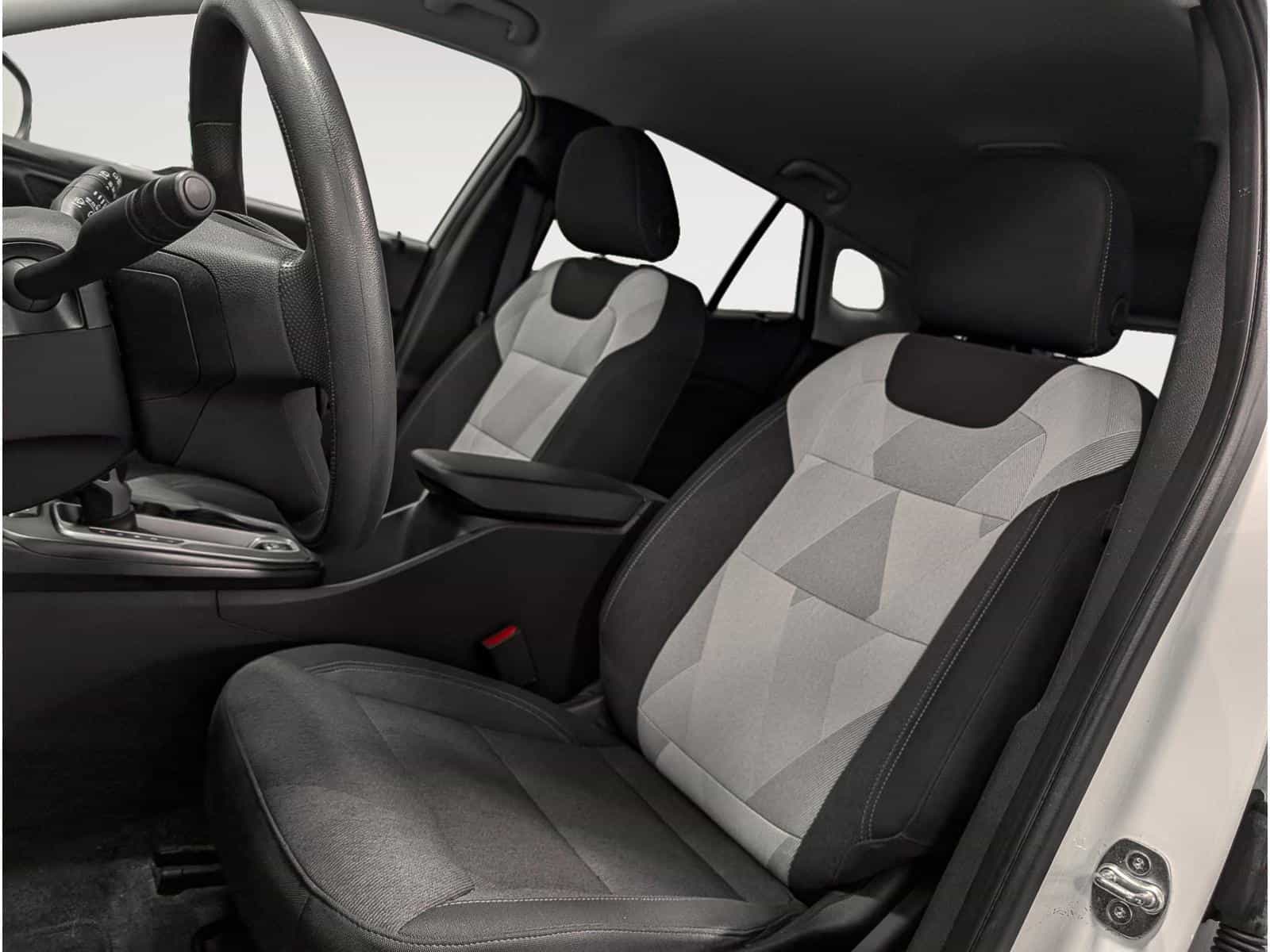 2024 Chevrolet Trax LS - Image 7