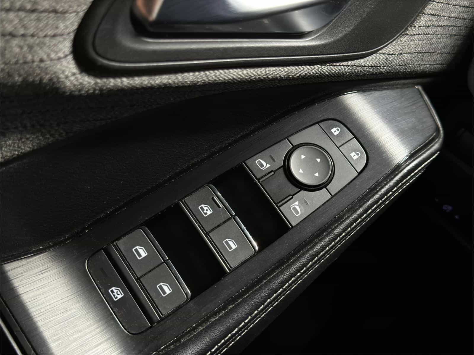 Image 19 Nissan Rogue SV Moonroof 2023