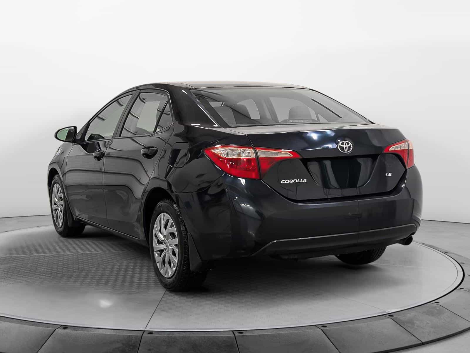 Image 4 Toyota Corolla LE 2019