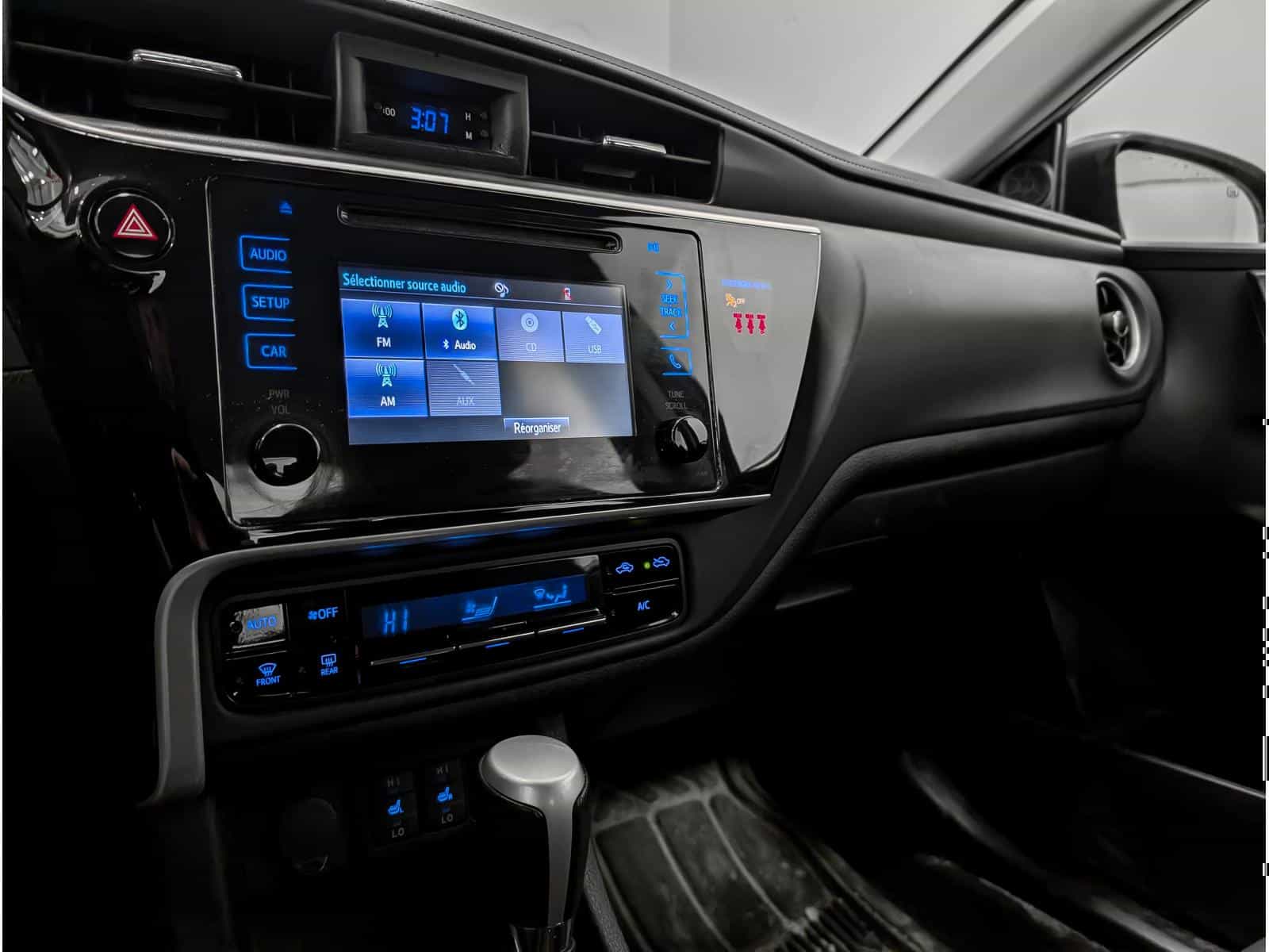 Image 8 Toyota Corolla LE 2019