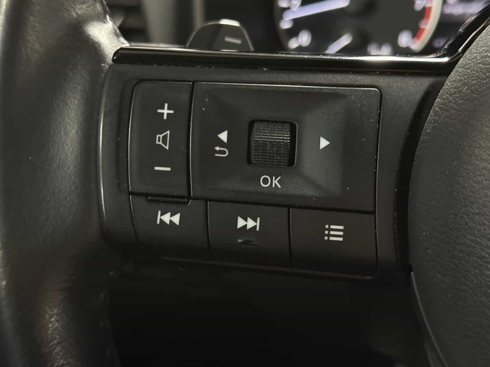 Image 16 Nissan Rogue SV Moonroof 2023