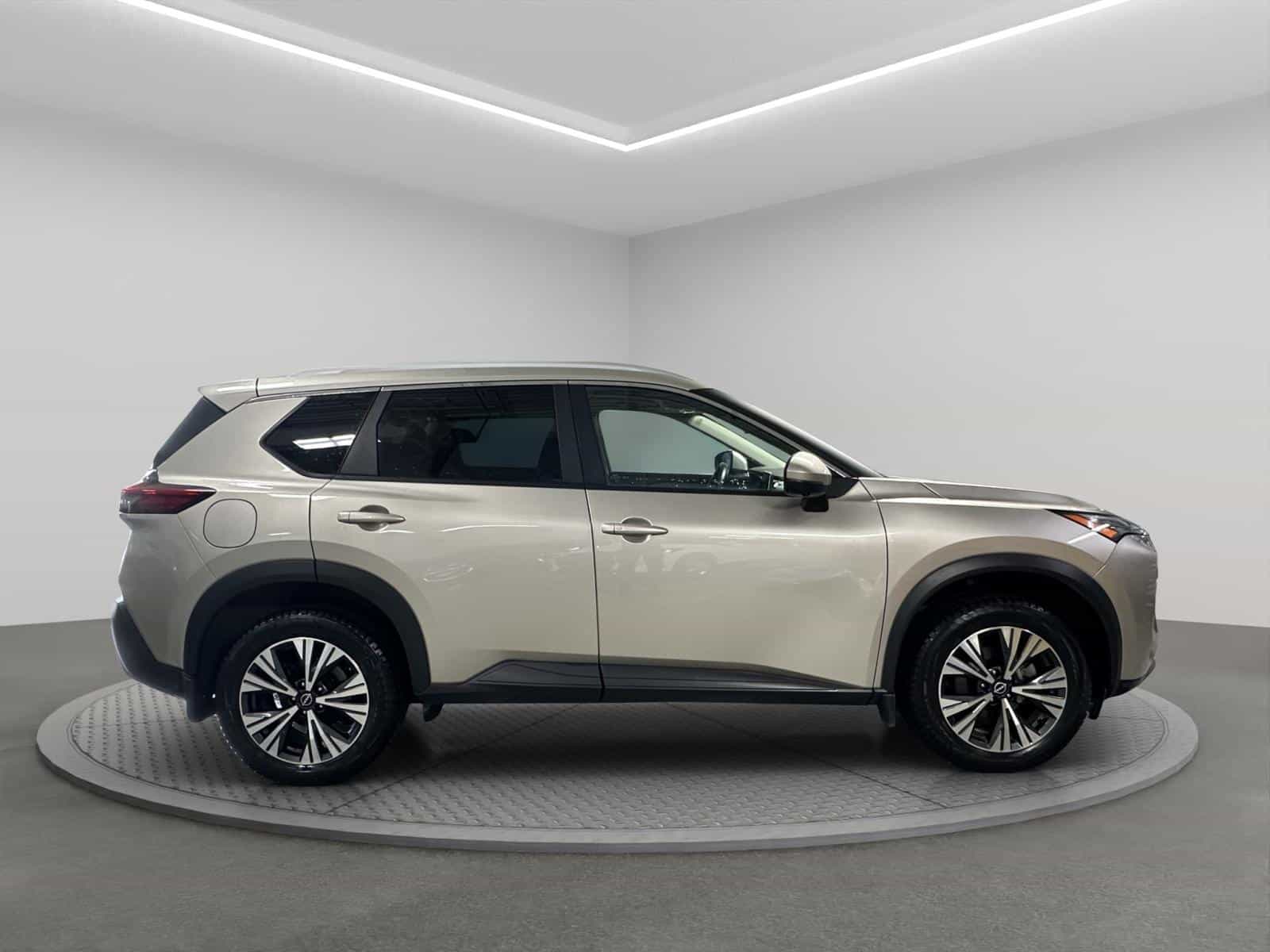 Image 6 Nissan Rogue SV Moonroof 2023