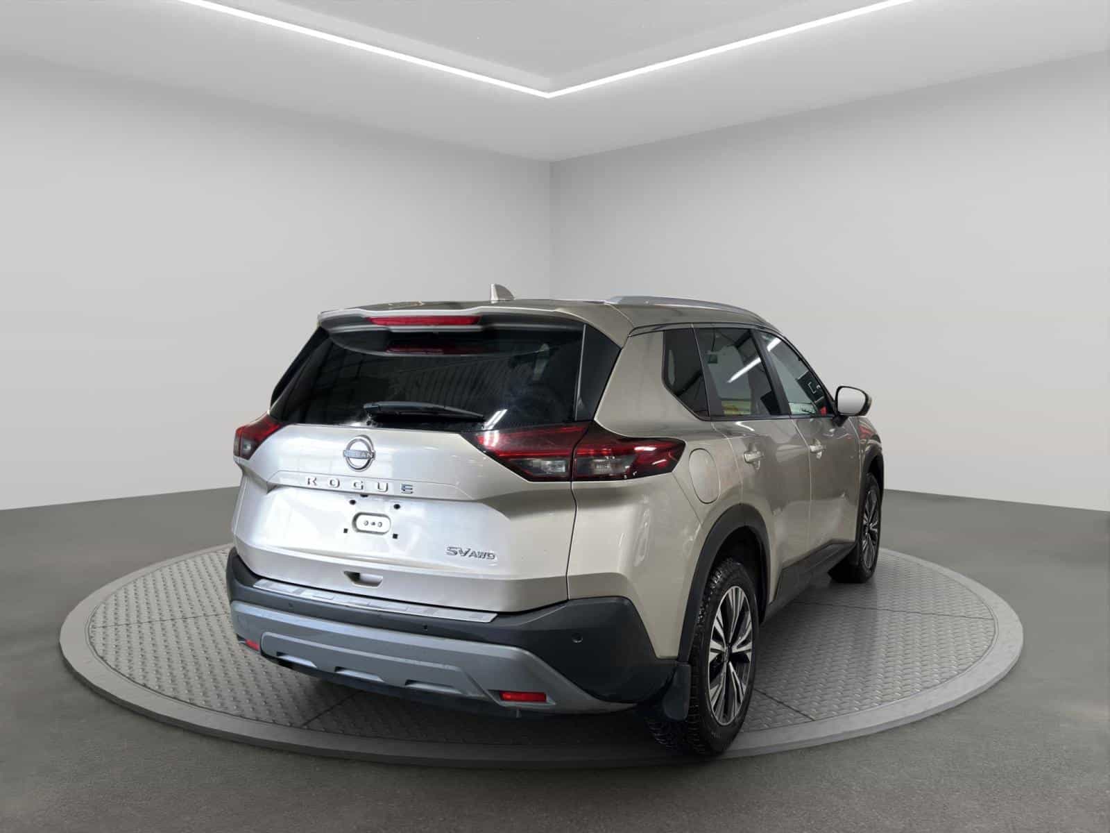 Image 5 Nissan Rogue SV Moonroof 2023