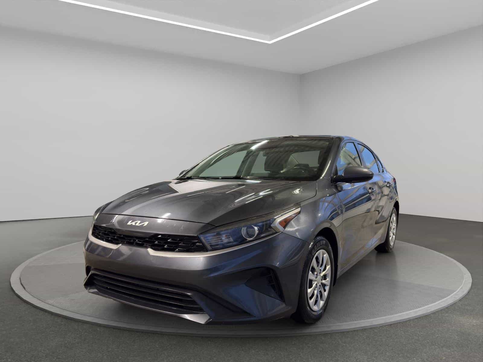 2022 Kia Forte LX - Image 1