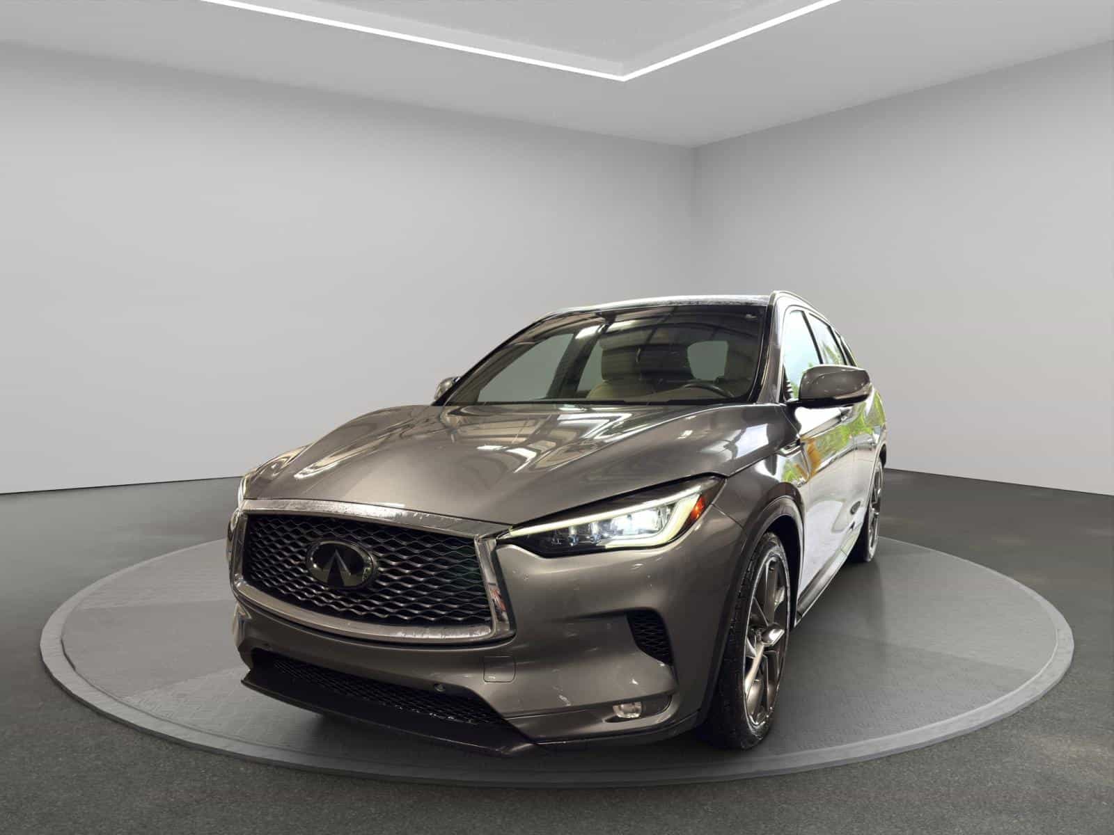 Image 1 Infiniti QX50 Essential 2019