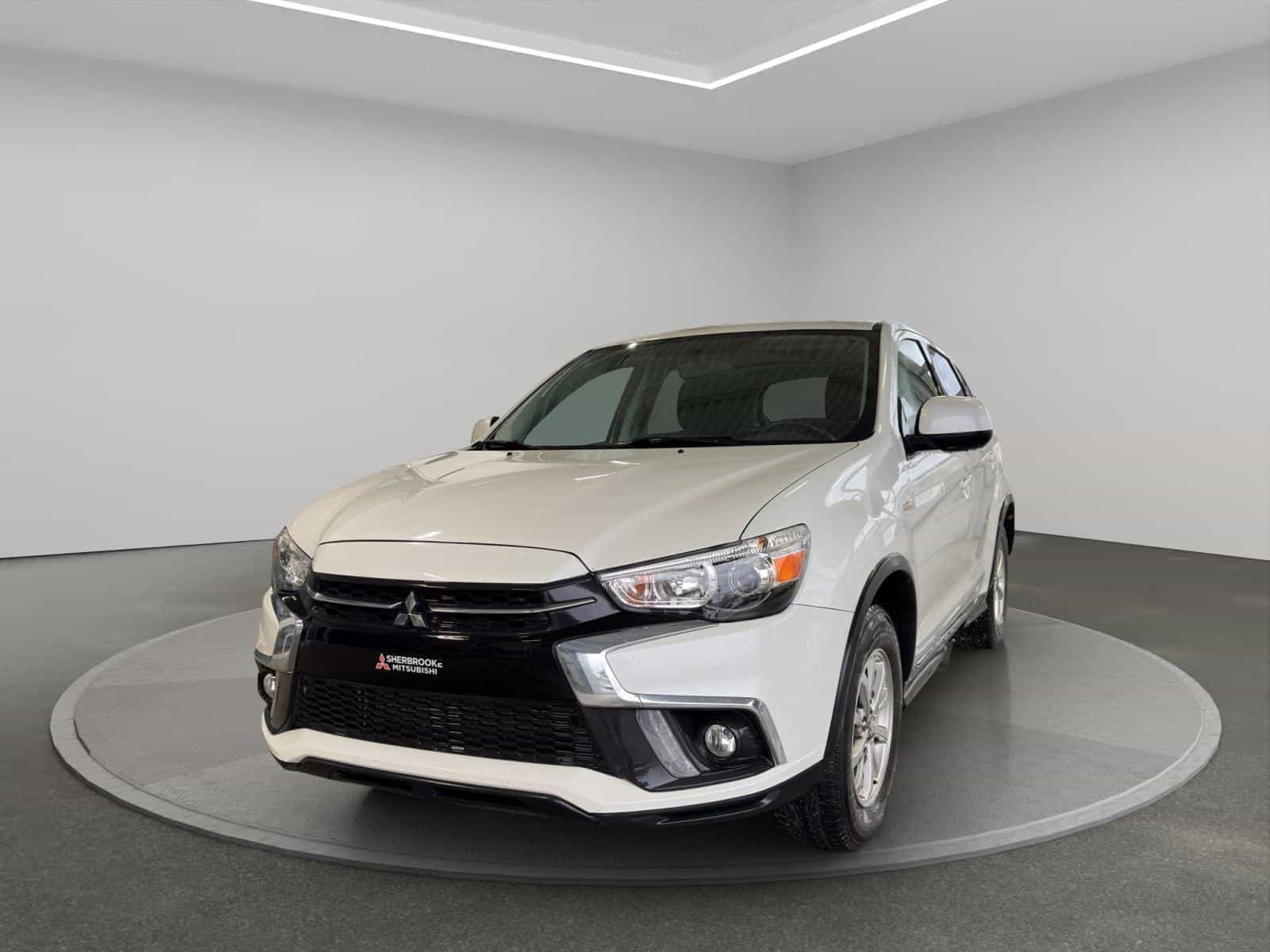 Image 1 Mitsubishi RVR SE 2018