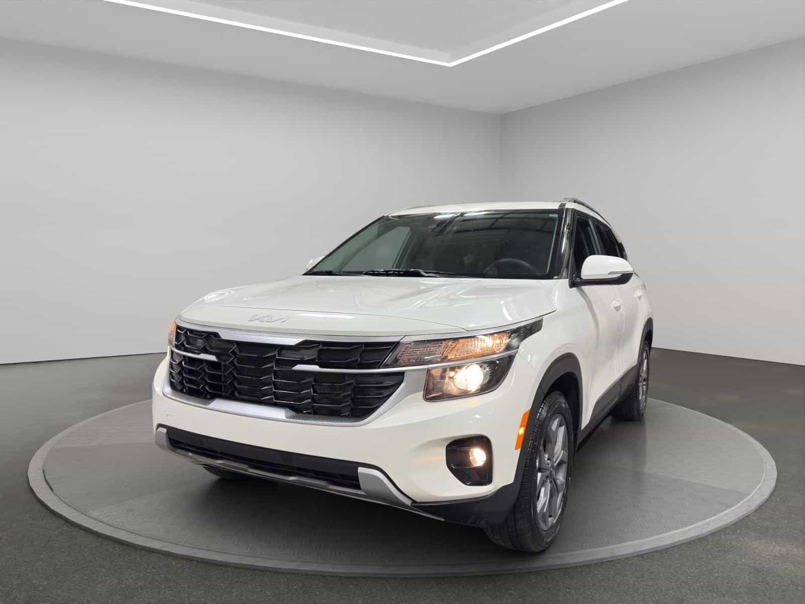 2024 Kia Seltos LX - Image 1