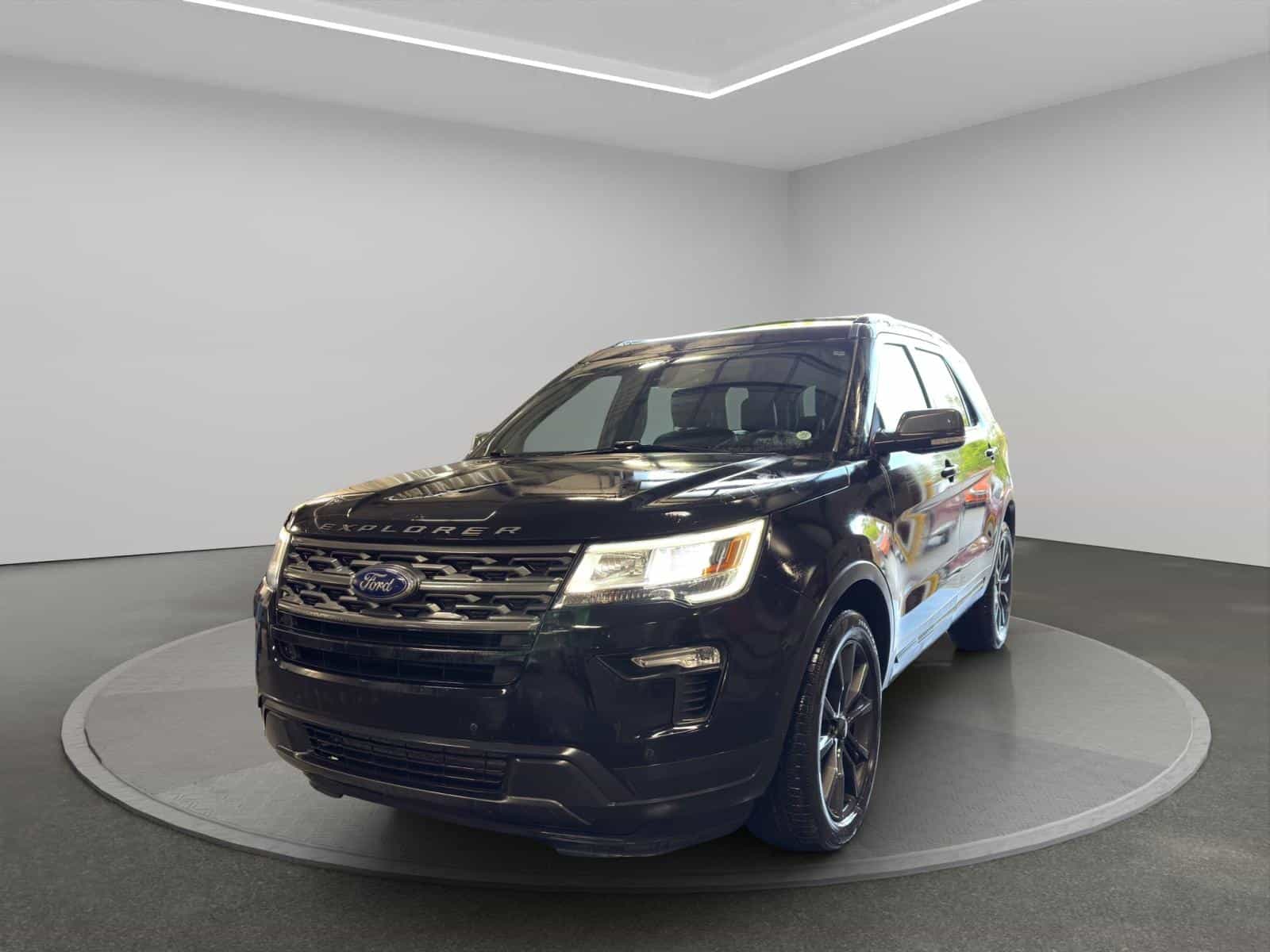 Image 1 Ford Explorer XLT 2019