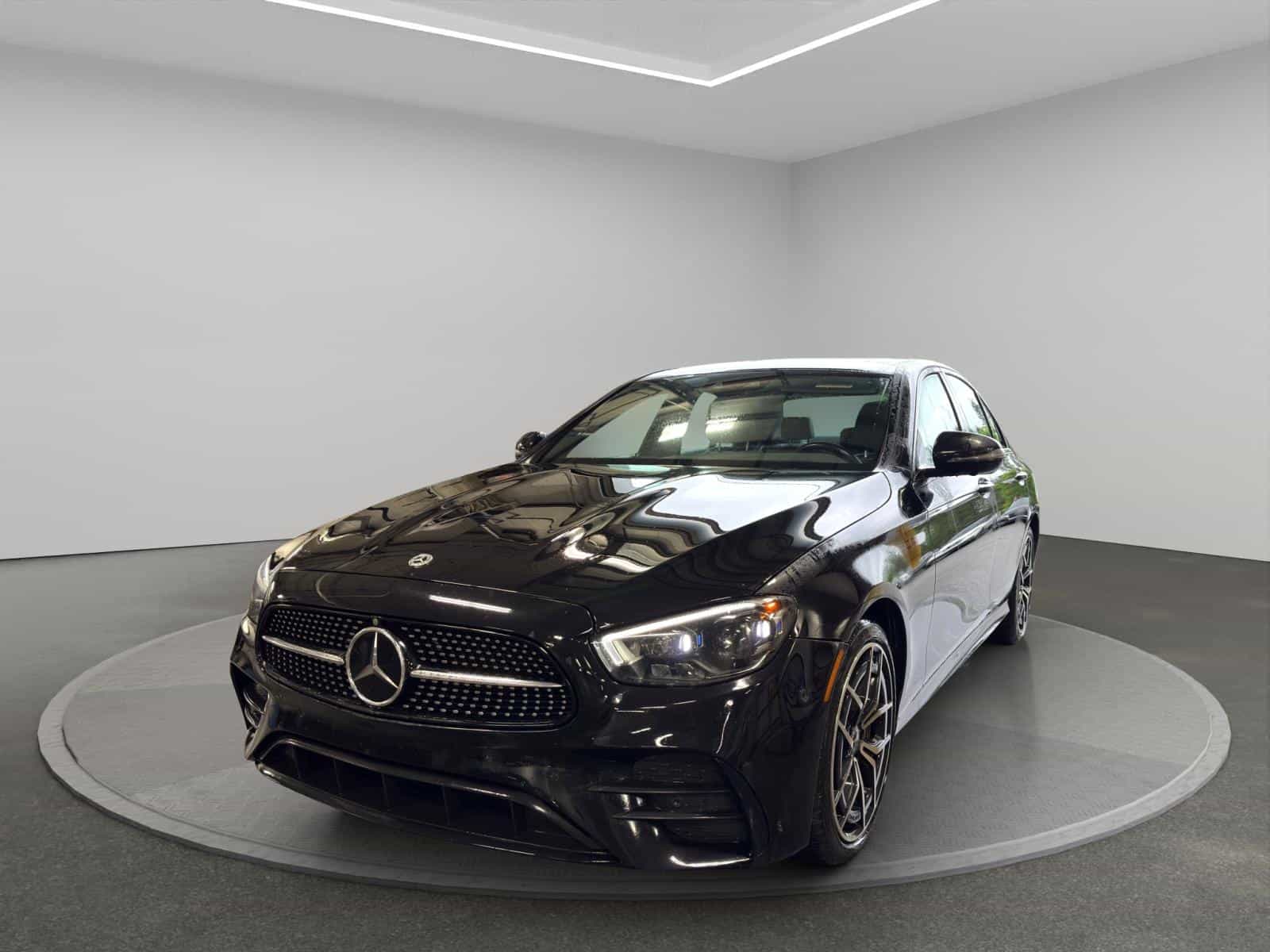 Image 1 Mercedes-Benz E-Class E450 2022