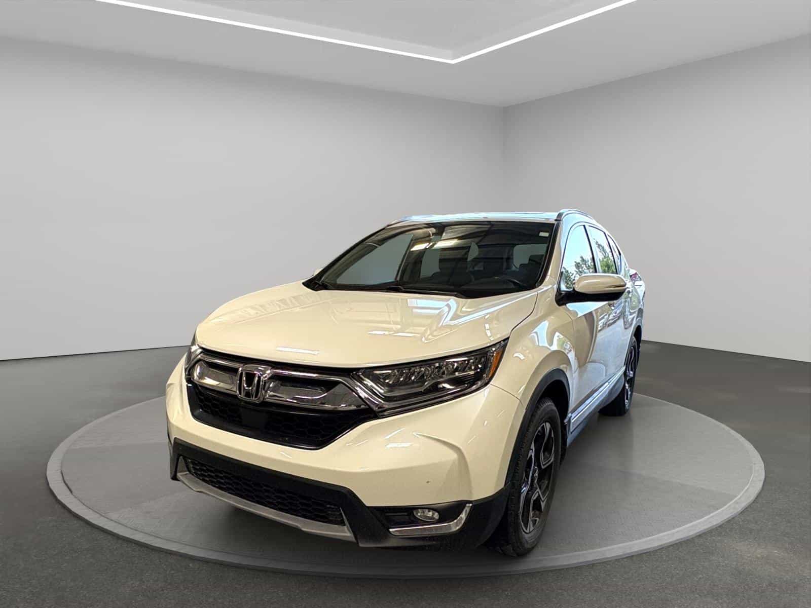 2017 Honda CR-V Touring - Image 1