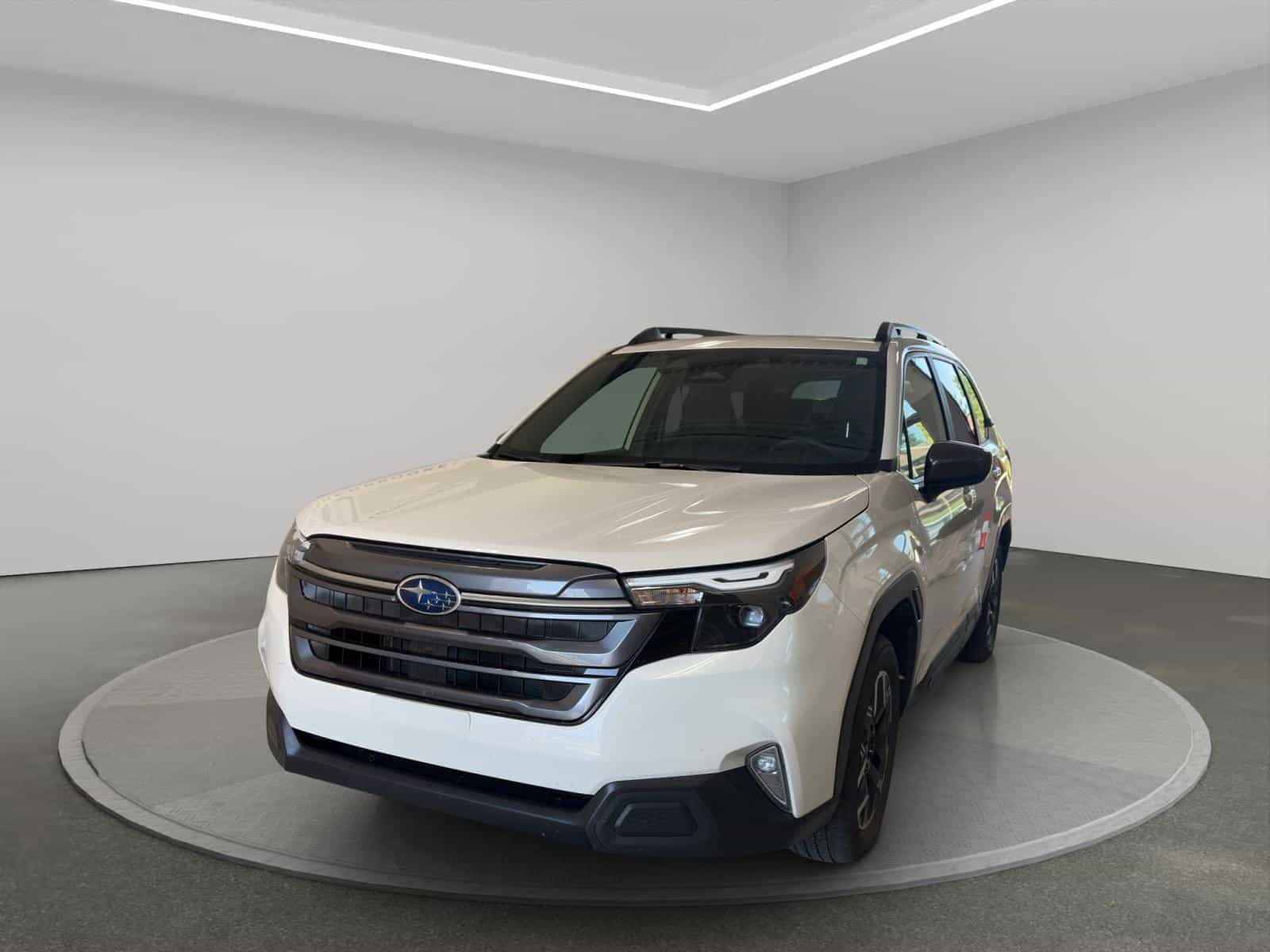 2025 Subaru Forester Touring - Image 1