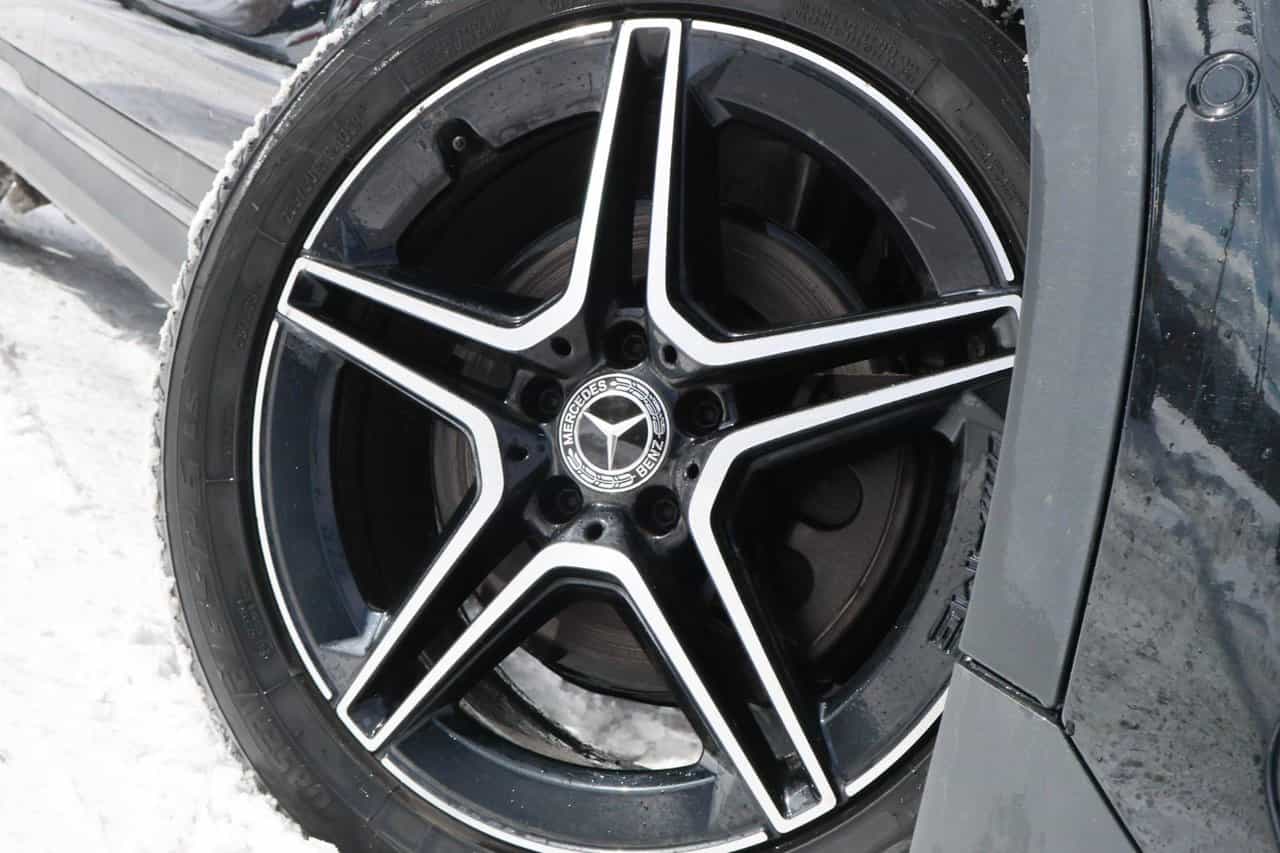 Image 7 Mercedes-Benz GLA-Class 4MATIC SUV 2022