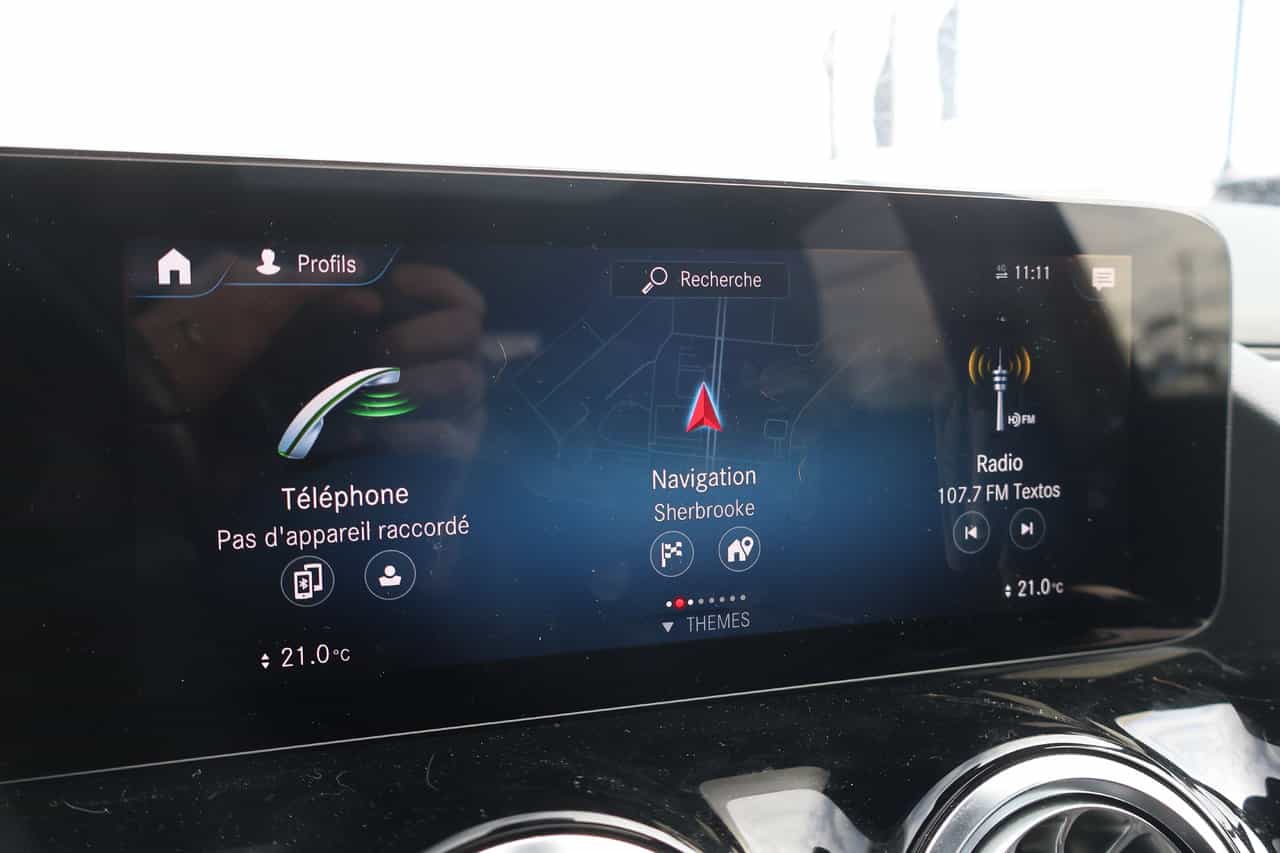 Image 18 Mercedes-Benz GLA-Class 4MATIC SUV 2022