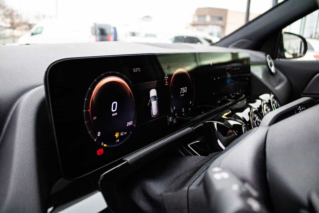 Image 14 Mercedes-Benz GLA 250 4MATIC 2023