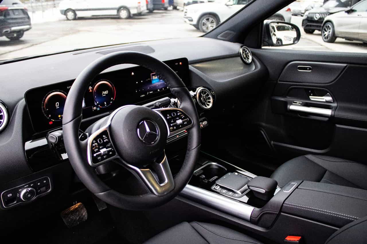 Image 16 Mercedes-Benz GLA 250 4MATIC 2023