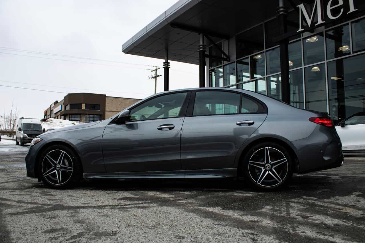 Image 4 Mercedes-Benz C-Class C300 2023