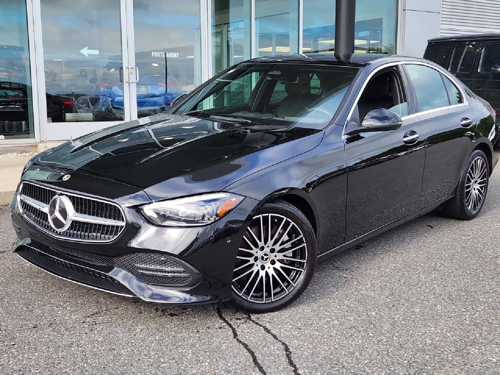 Image 4 Mercedes-Benz C-Class 300 4MATIC SEDAN 2022