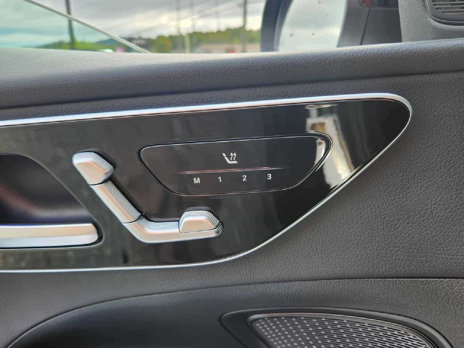 Image 13 Mercedes-Benz C-Class 300 4MATIC SEDAN 2022