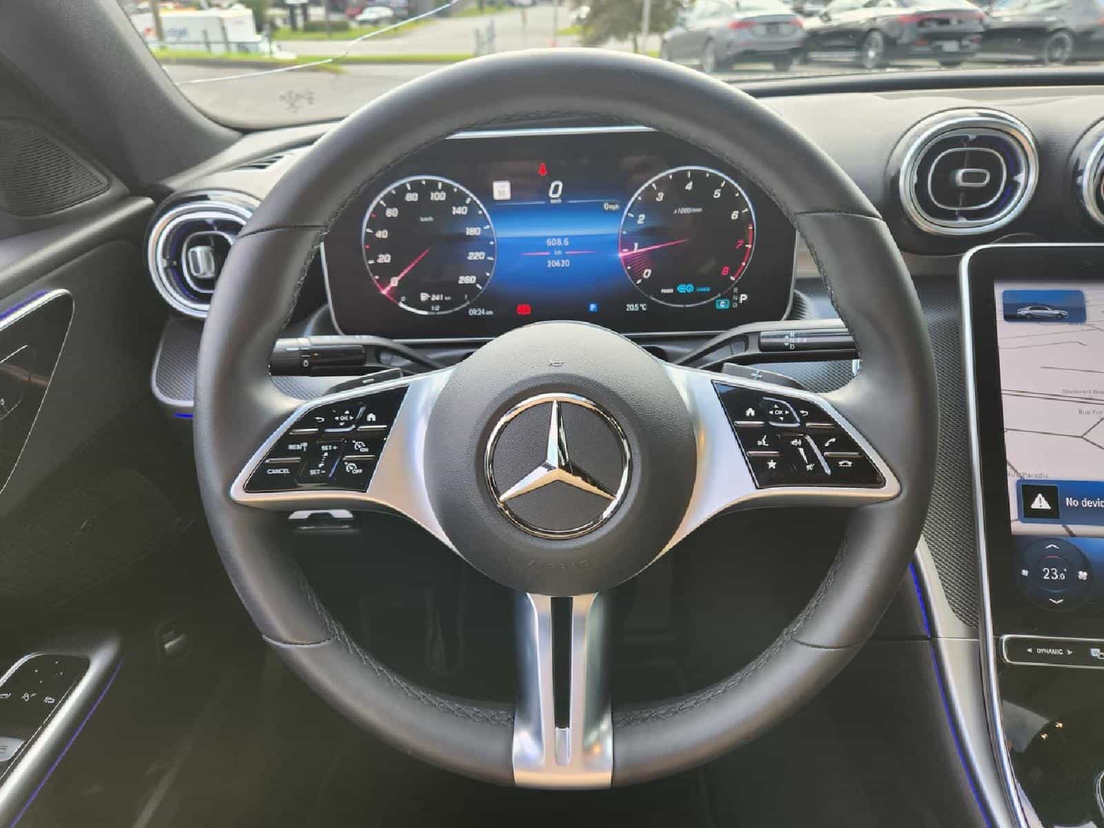 2022 Mercedes-Benz C-Class 300 4MATIC SEDAN - Image 19