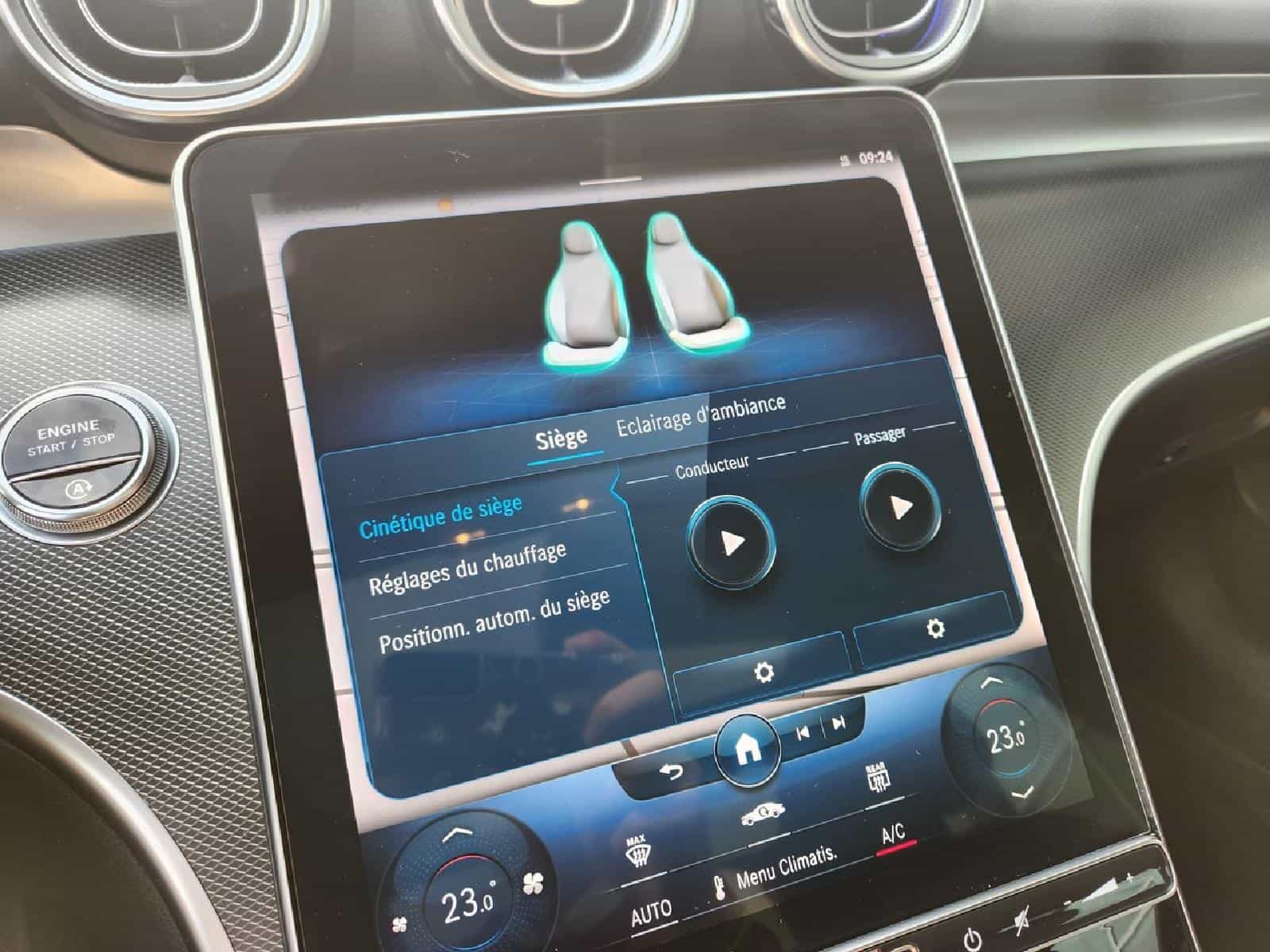 2022 Mercedes-Benz C-Class 300 4MATIC SEDAN - Image 24