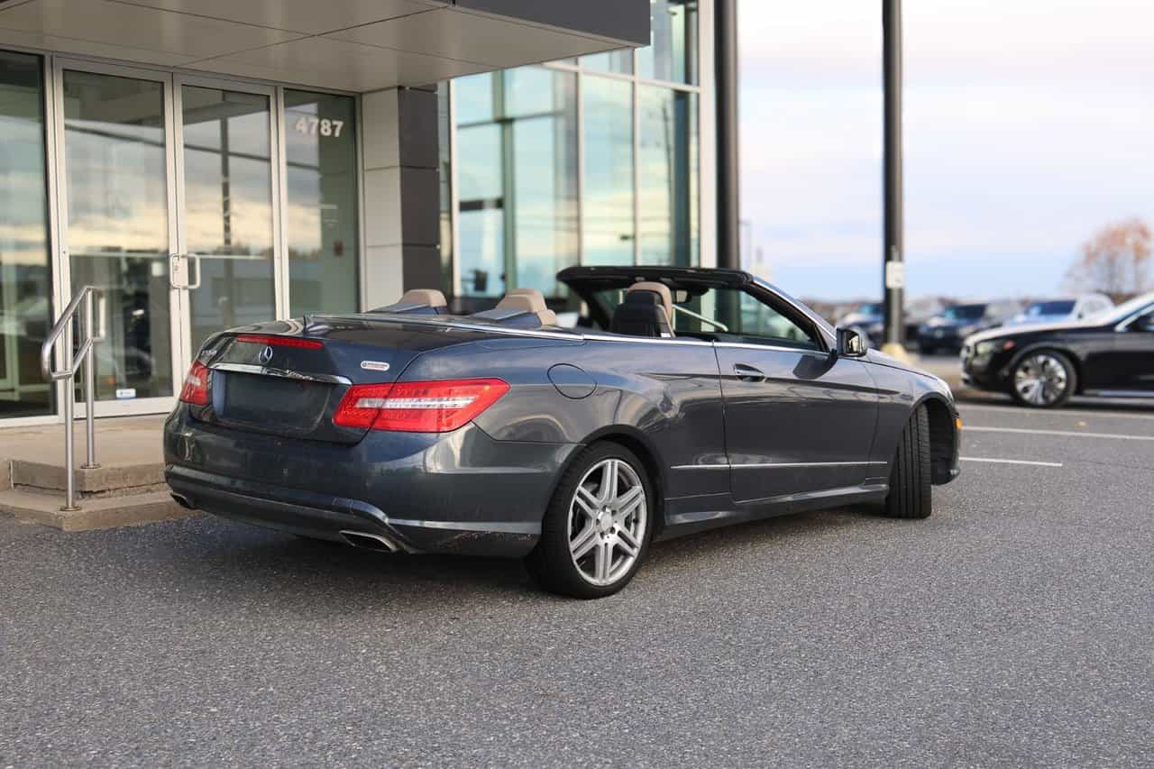 2011 Mercedes-Benz E-Class E550 - Image 2