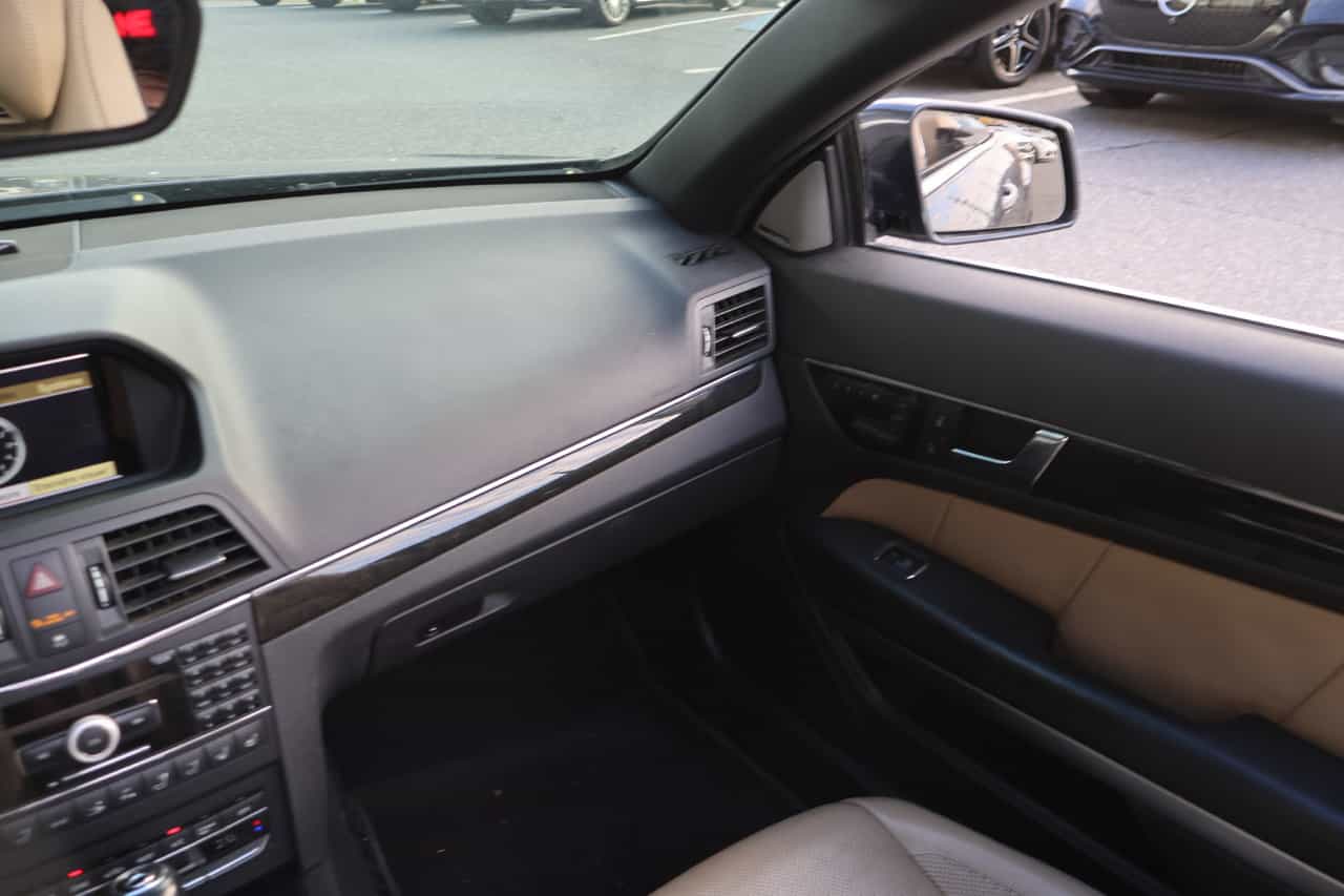 2011 Mercedes-Benz E-Class E550 - Image 17