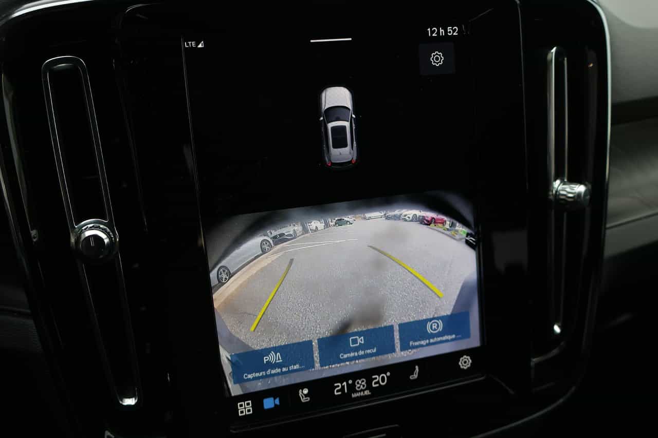 2024 Volvo XC40 Recharge Pure Electric Recharge TWIN Core - Image 18