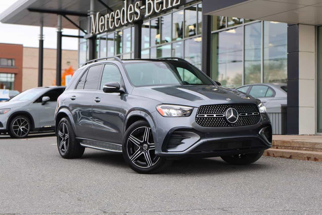 2024 Mercedes-Benz GLE GLE450e - Image 1