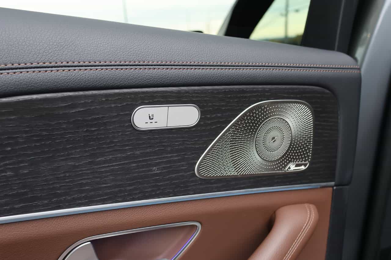 2024 Mercedes-Benz GLE GLE450e - Image 17