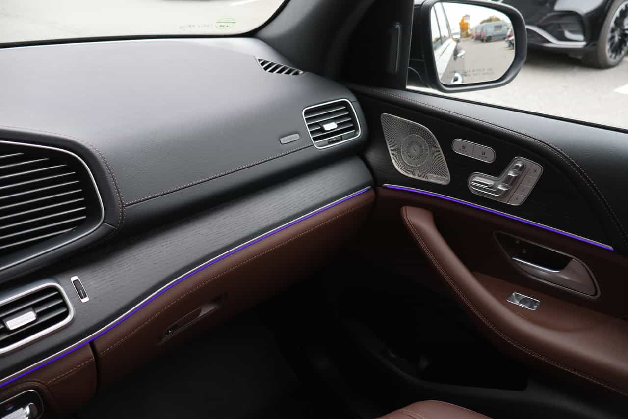 2024 Mercedes-Benz GLE GLE450e - Image 20