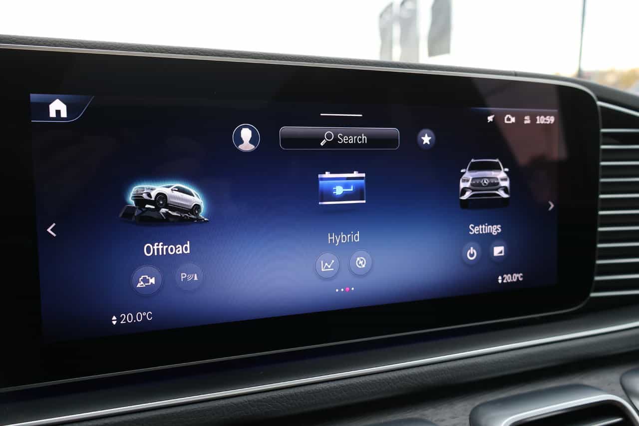 2024 Mercedes-Benz GLE GLE450e - Image 25