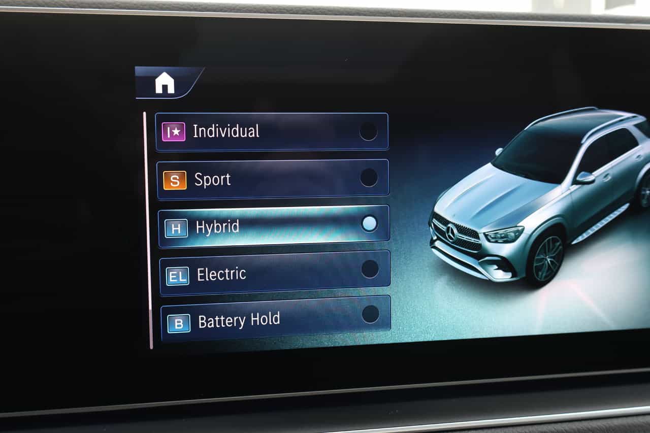 2024 Mercedes-Benz GLE GLE450e - Image 26