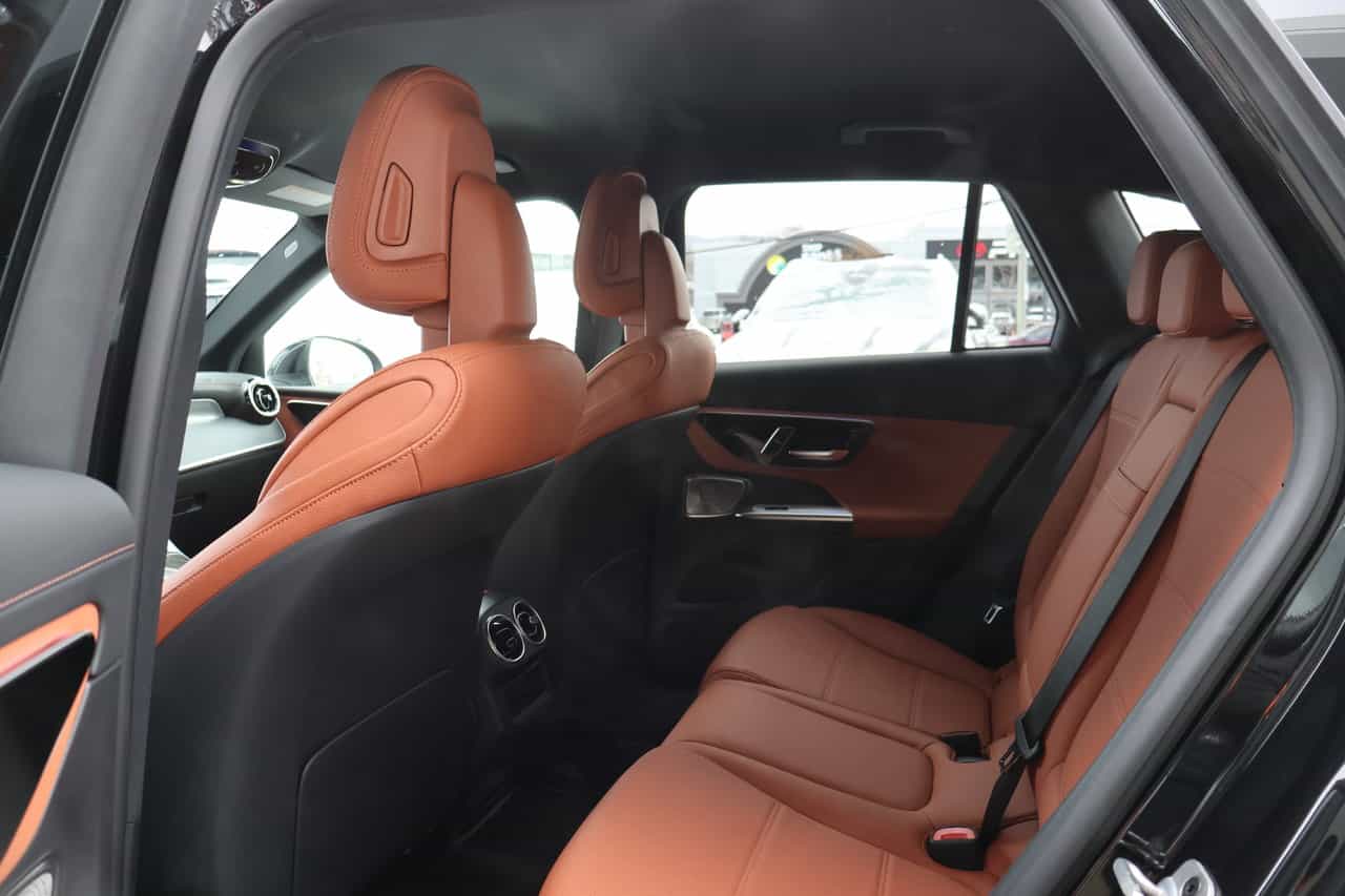 Image 15 Mercedes-Benz GLC GLC300 2025