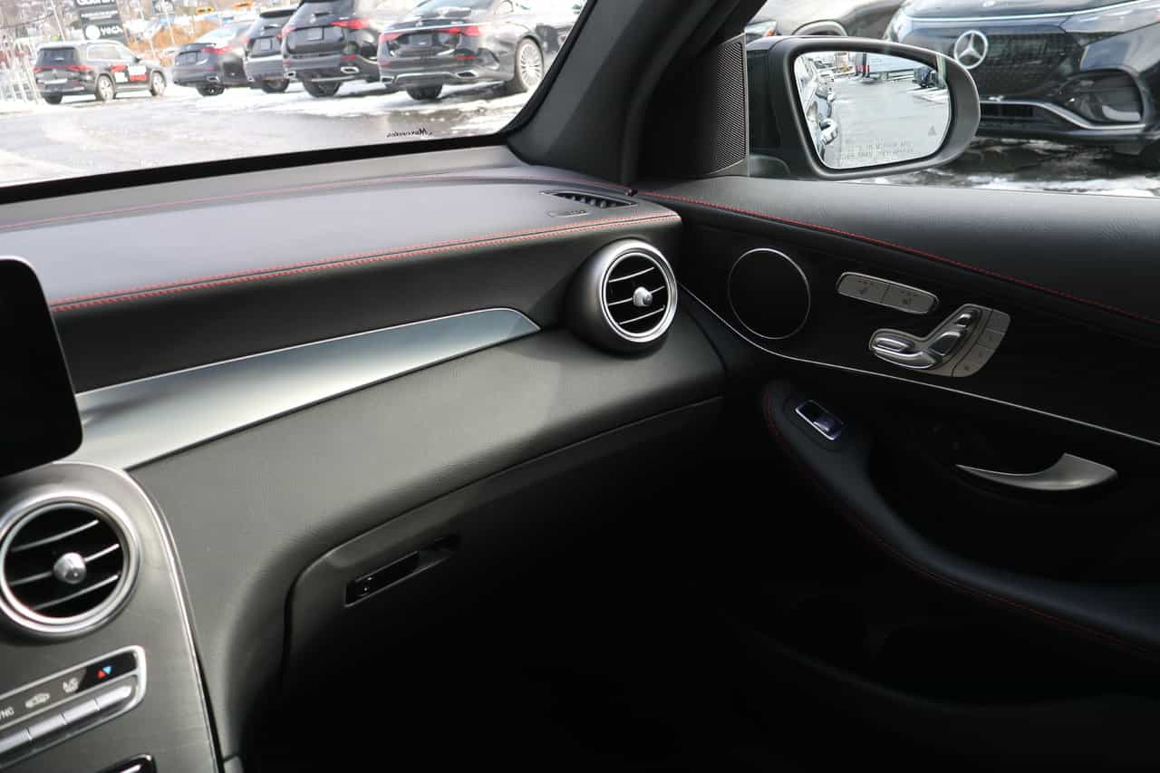 2022 Mercedes-Benz GLC GLC43 AMG - Image 21