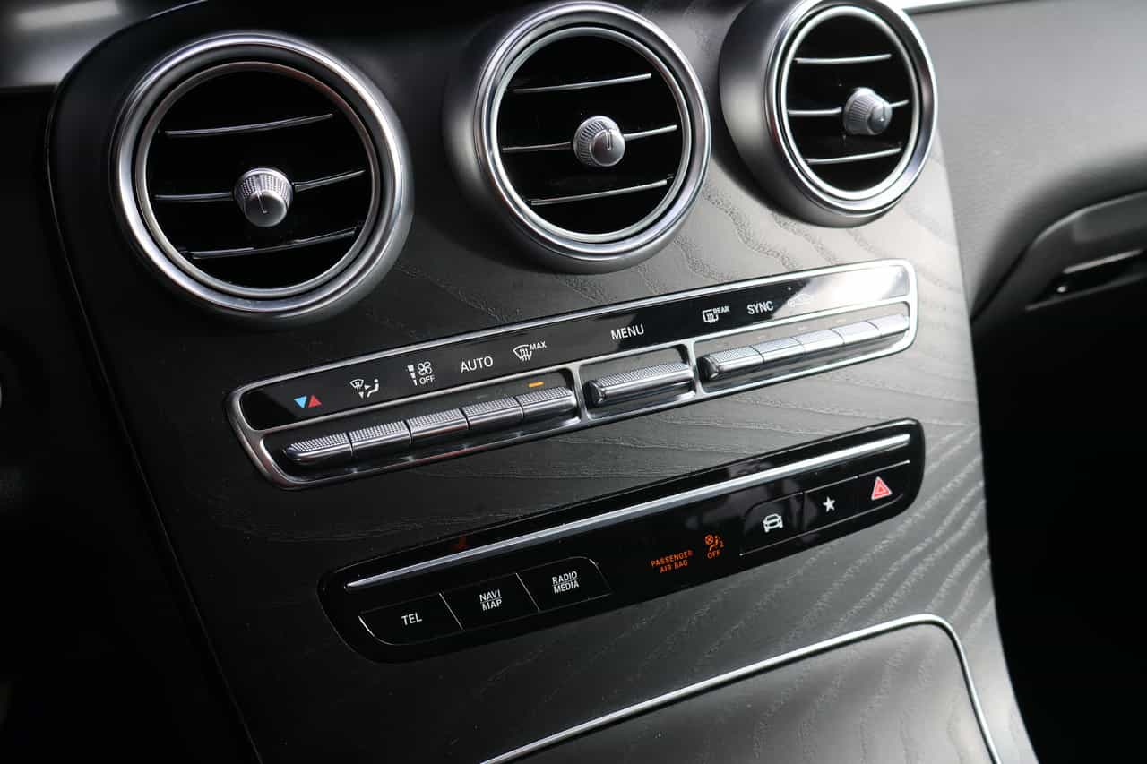 2022 Mercedes-Benz GLC GLC43 AMG - Image 31