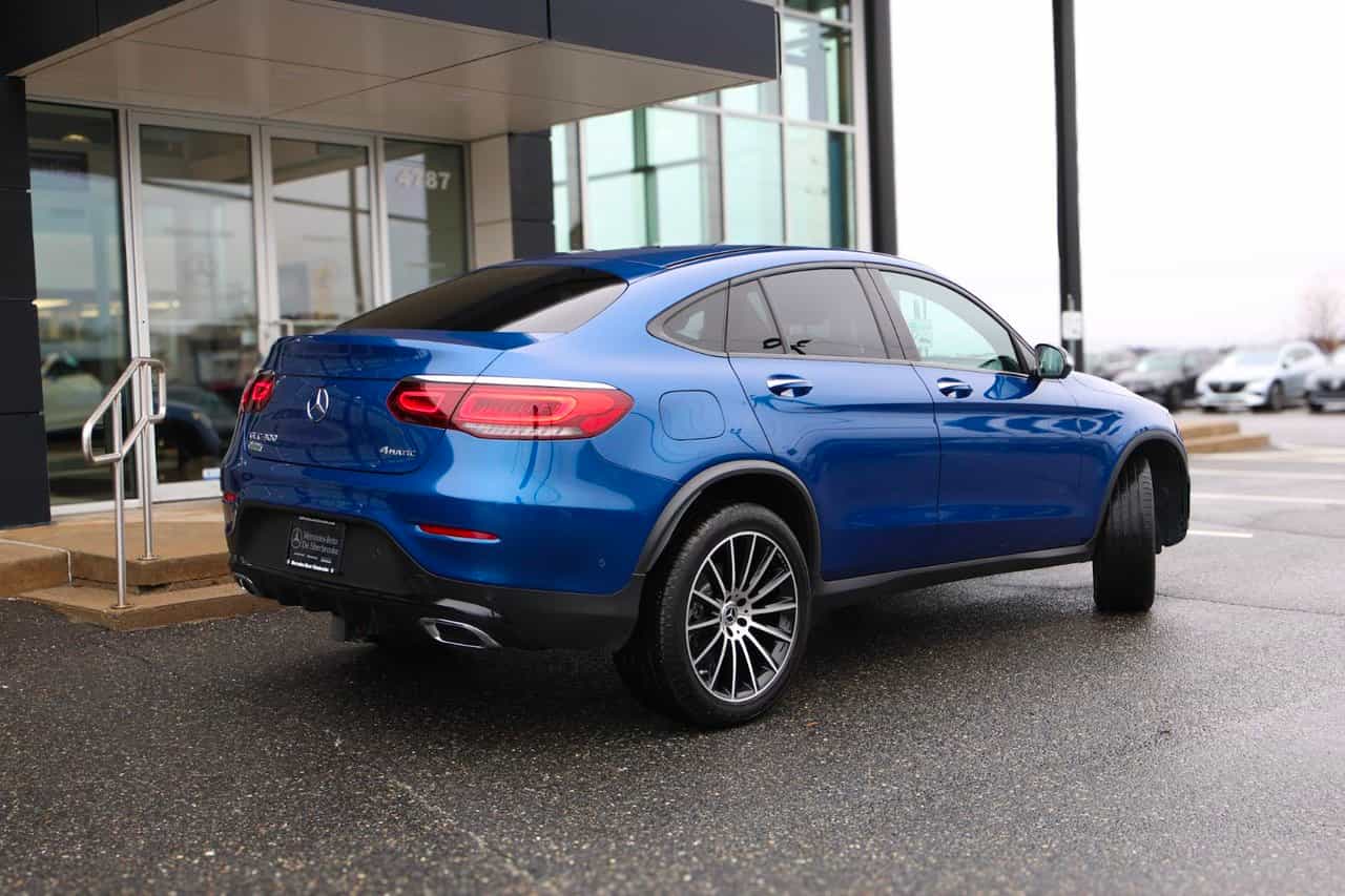 2023 Mercedes-Benz GLC GLC300 - Image 2