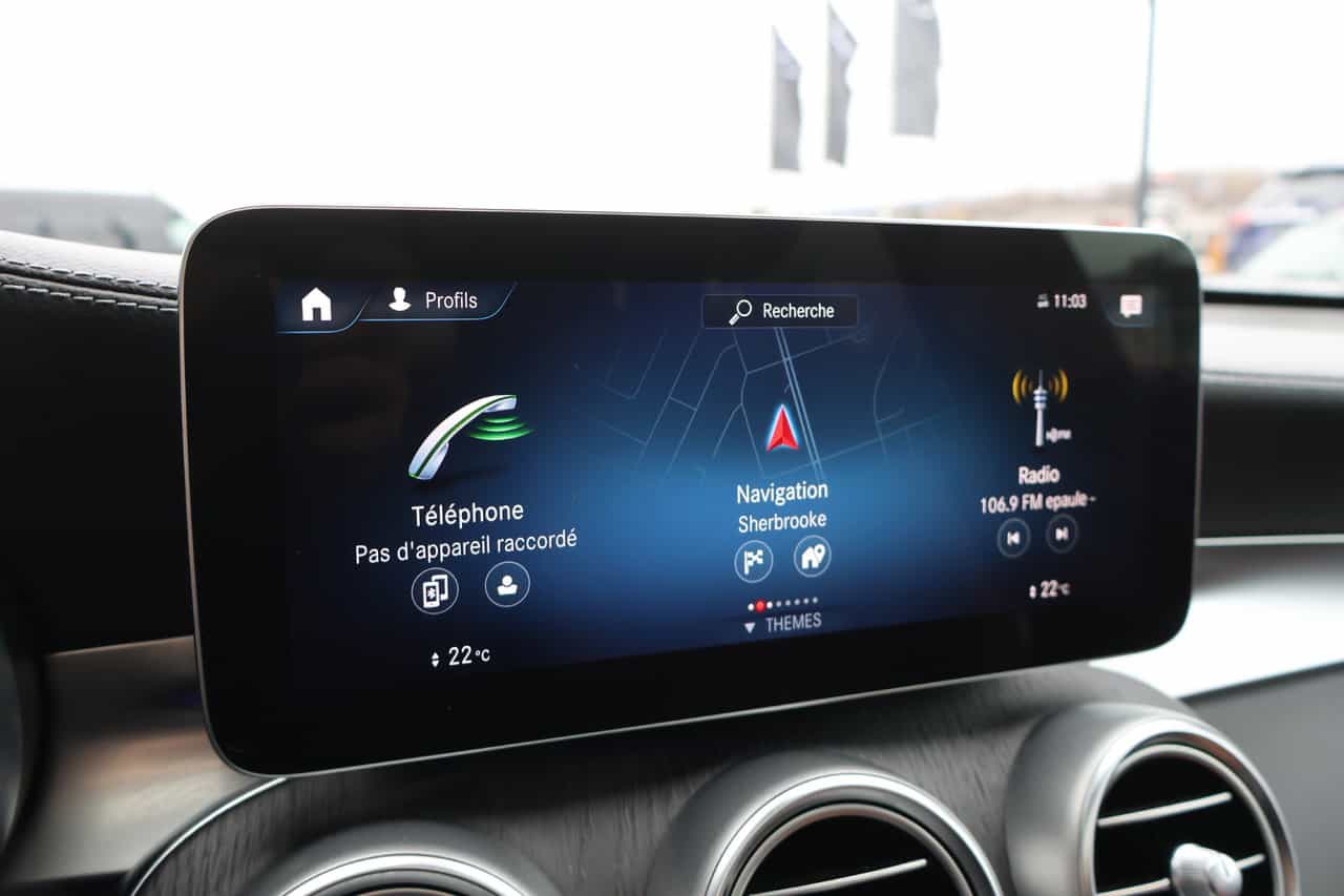 2023 Mercedes-Benz GLC GLC300 - Image 18