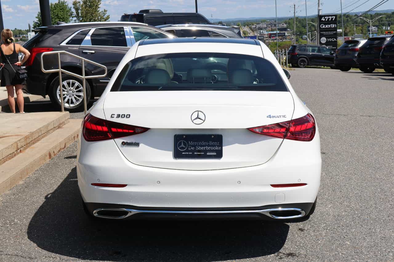 2024 Mercedes-Benz C-Class C300 - Image 9