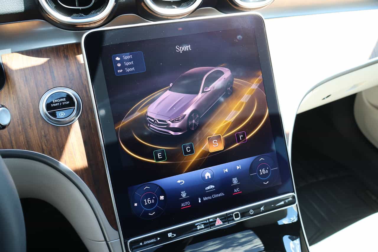 2024 Mercedes-Benz C-Class C300 - Image 23