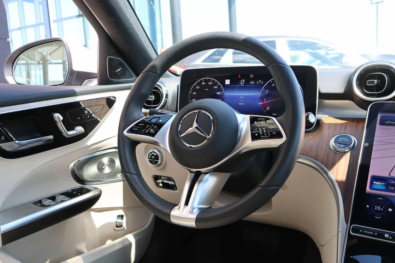 2024 Mercedes-Benz C-Class C300 - Image 3