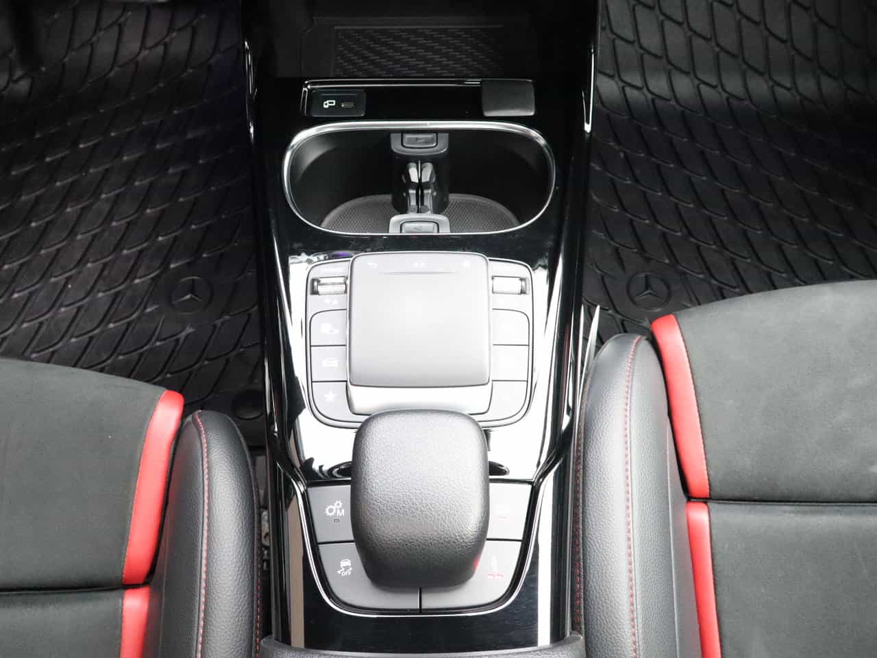 2021 Mercedes-Benz CLA CLA45 AMG - Image 18