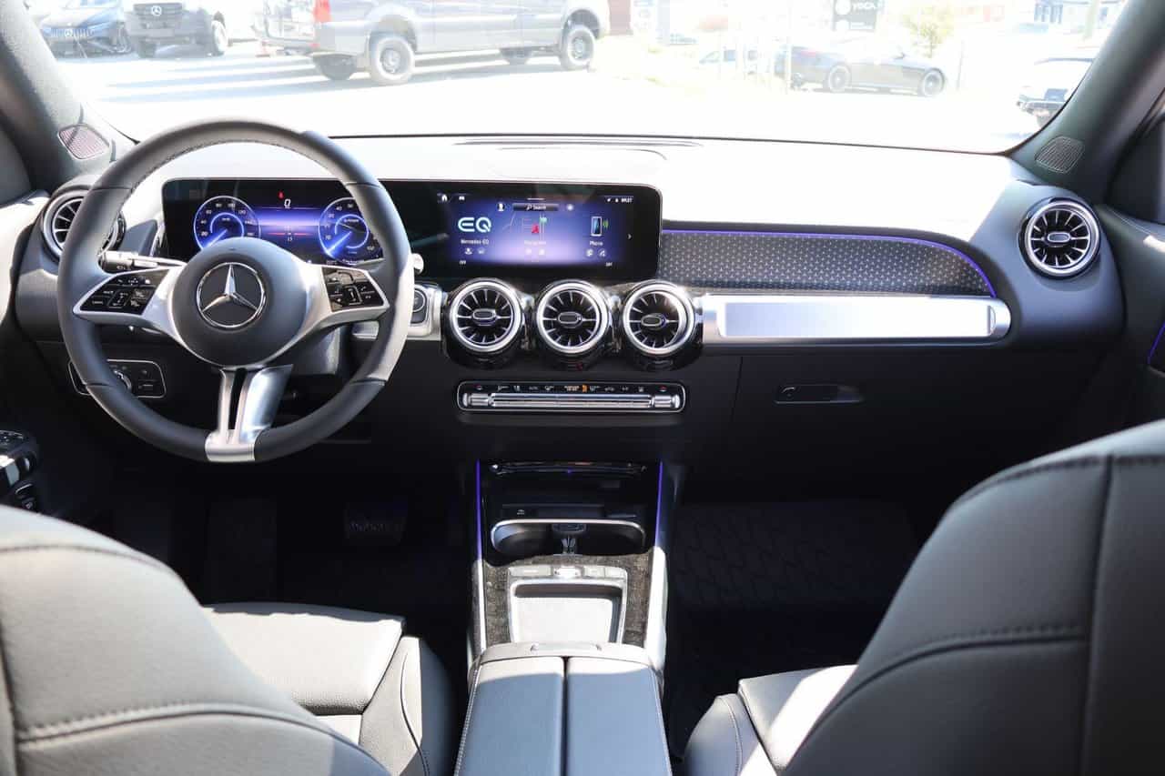 Image 15 Mercedes-Benz EQB EQB300 2025