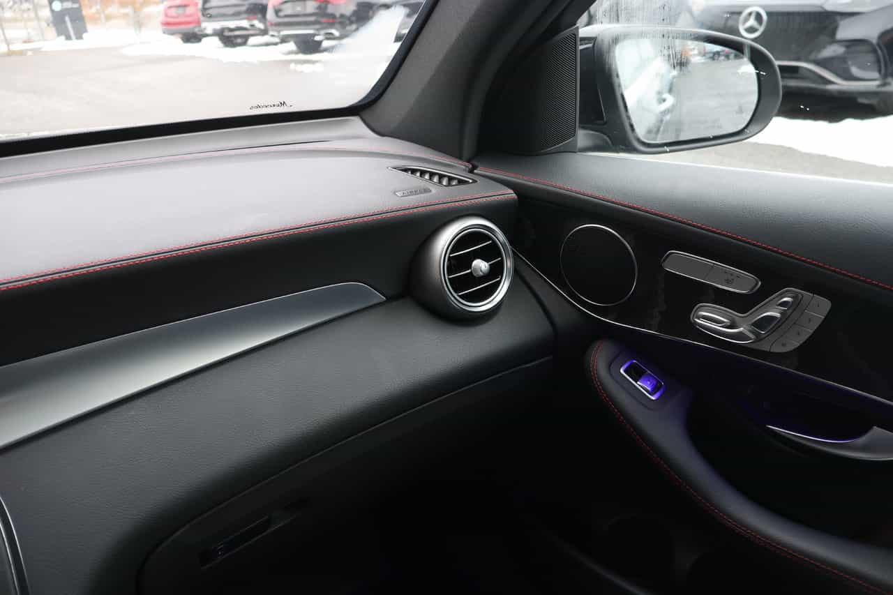 2022 Mercedes-Benz GLC GLC43 AMG - Image 17