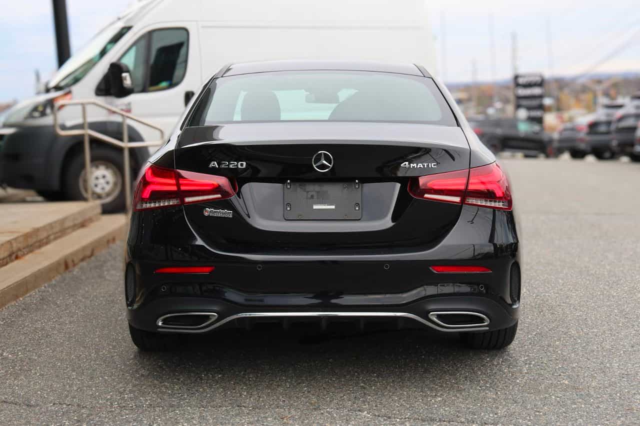 2022 Mercedes-Benz A-Class A220 - Image 7