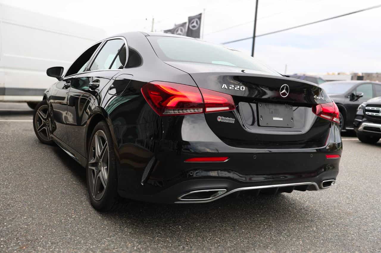 2022 Mercedes-Benz A-Class A220 - Image 8